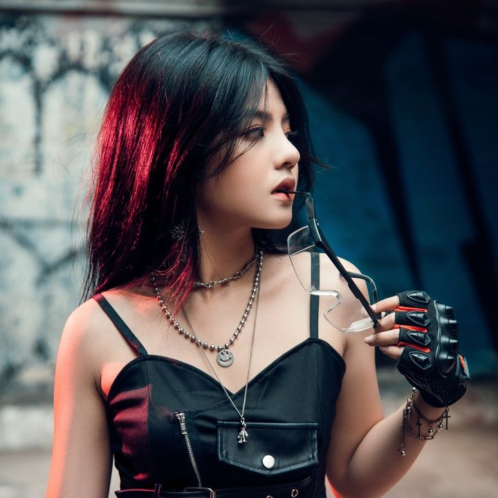 Điểm qua tiểu sử của tác giả DA88